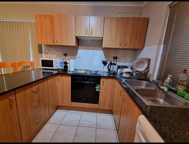 2 BEDROOM PROPERTY TO RENT IN LA COLLINE